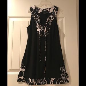 🌼3/$30🌼 WHBM Signature knits Black Lace-up tunic top XS